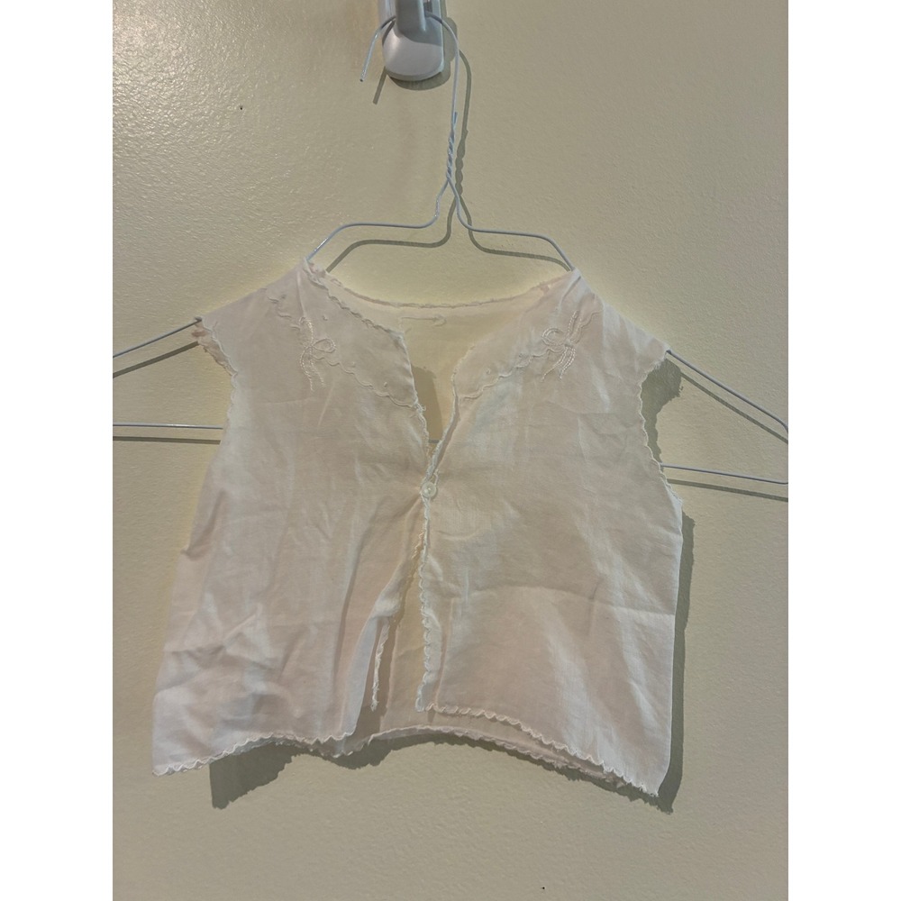 Vintage Pale Pink Embroidered Bolero Vest Scalloped Edge Kids Sleeveless Top